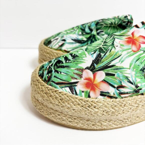 QUPID TROPICAL LEAF GREEN PINK WHITE WOMEN ESPADRILLES SIZE 6 - Picture 3 of 6